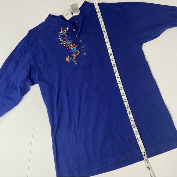 Vtg Disney Store Goofy Embroidered Henley shirt - Picture 5 of 7